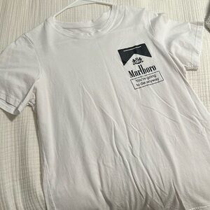 Marlboro t shirt